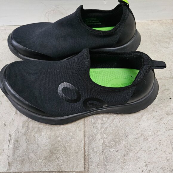 Oofos Oomg Sport slip ons size 6.5 - Picture 6 of 7